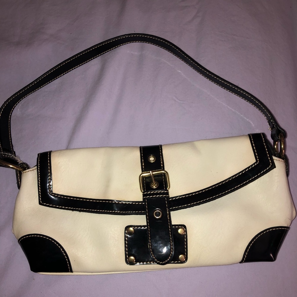 Cream and black vintage preppy purse from 90s